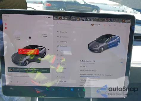 2018 Tesla Model 3 Long Range/Mid Range from USA, damaged, VIN 5YJ3E1EA5JF169052